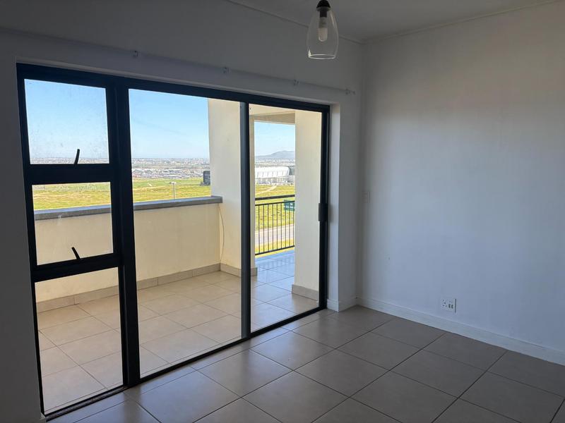 To Let 1 Bedroom Property for Rent in Richwood Western Cape